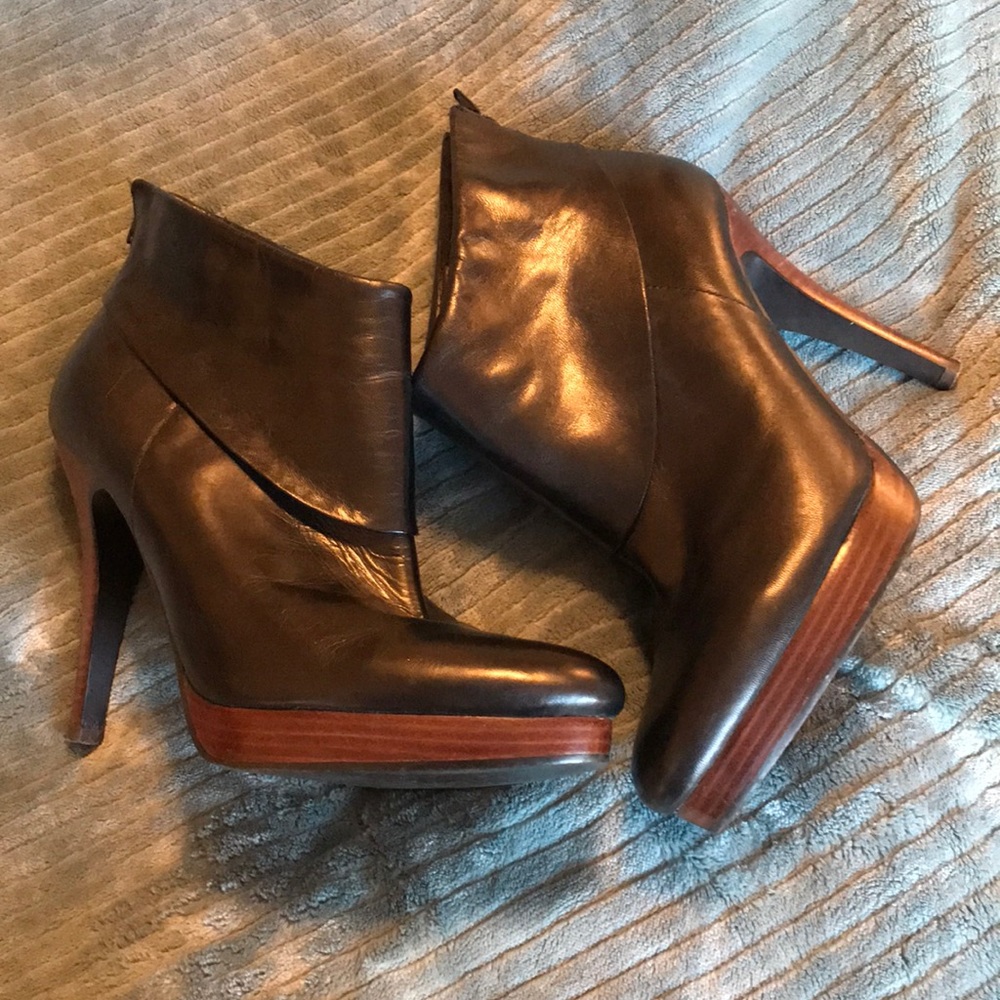 Steve Madden booties